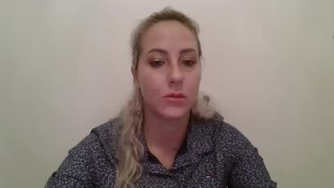 Snapshot of kriss_grace chatting on October 7, 2025, 6:27 pm Grace online show from October 7, 2025, 6:27 pm