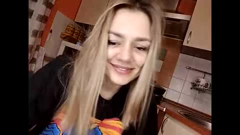 Snapshot of krisssexi chatting on February 28, 2025, 9:23 pm KrissSexi online show from February 28, 2025, 9:23 pm