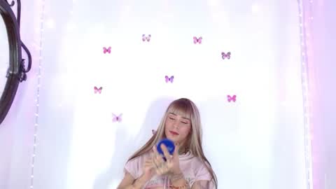 krisstal703358 online show from March 22, 2026, 3:10 am