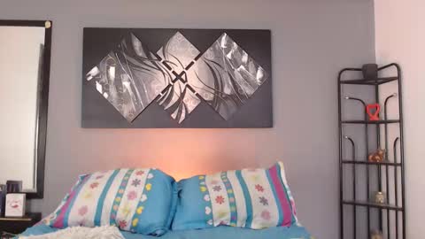 Snapshot of krissyyts chatting on February 7, 2026, 9:07 pm Andrea online show from February 7, 2026, 9:07 pm