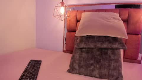 Snapshot of kristakinnky chatting on March 2, 2026, 11:50 am BETANIA online show from March 2, 2026, 11:50 am