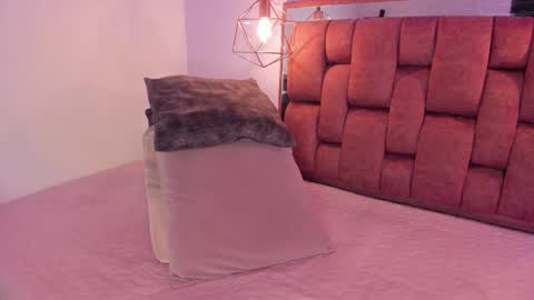 Snapshot of kristakinnky chatting on March 14, 2026, 11:48 am BETANIA online show from March 14, 2026, 11:48 am