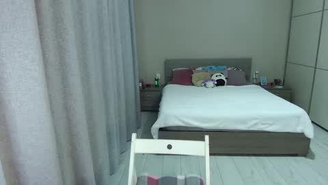 twitter    Annemarye 23 online show from March 8, 2025, 4:45 am