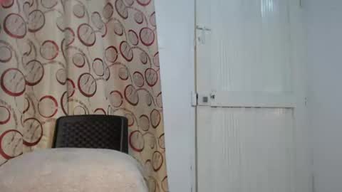 Snapshot of kristaltsxxx chatting on December 31, 2024, 5:18 pm kristal online show from December 31, 2024, 5:18 pm