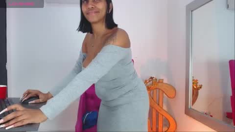 kristel_lee online show from December 17, 2024, 1:16 pm