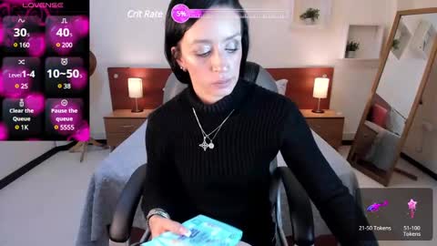 Snapshot of kristen_garner chatting on December 7, 2024, 7:10 pm Sophia online show from December 7, 2024, 7:10 pm