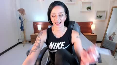 Snapshot of kristen_garner chatting on January 28, 2025, 8:47 pm Sophia online show from January 28, 2025, 8:47 pm