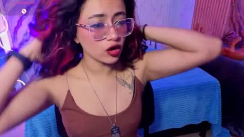 Snapshot of kristen_tay chatting on May 15, 2026, 3:24 am kristen_tay online show from May 15, 2026, 3:24 am