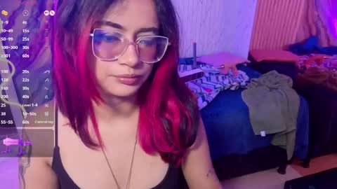 Snapshot of kristen_tay chatting on May 18, 2026, 4:07 am kristen_tay online show from May 18, 2026, 4:07 am