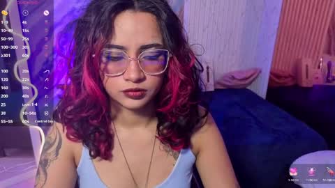 Snapshot of kristen_tay chatting on May 24, 2026, 3:00 am kristen_tay online show from May 24, 2026, 3:00 am