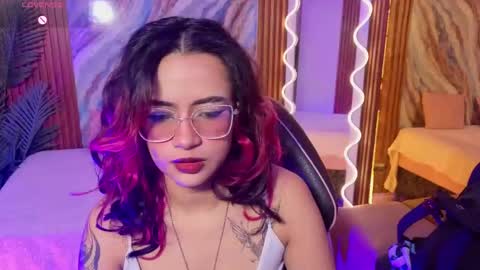 Snapshot of kristen_tay chatting on June 6, 2026, 2:38 am kristen_tay online show from June 6, 2026, 2:38 am