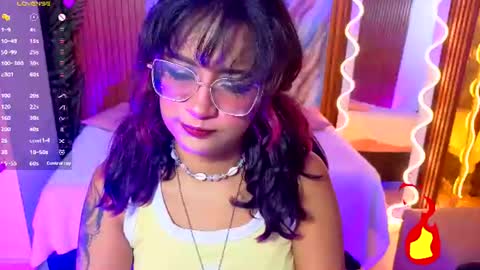 Snapshot of kristen_tay chatting on July 8, 2026, 2:49 am kristen_tay online show from July 8, 2026, 2:49 am