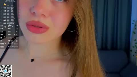 Zara online show from October 10, 2025, 6:12 am