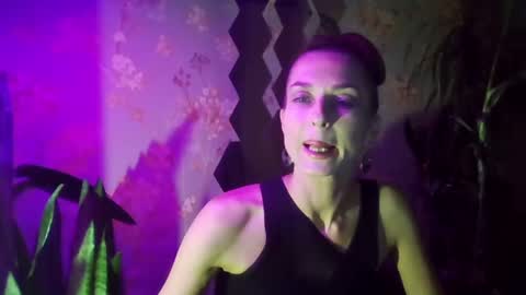 Snapshot of kristinagold44 chatting on January 8, 2025, 7:13 pm Kristina online show from January 8, 2025, 7:13 pm