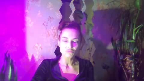 Snapshot of kristinagold44 chatting on January 29, 2025, 5:45 pm Kristina online show from January 29, 2025, 5:45 pm