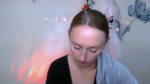Snapshot of kristinahech_ chatting on October 13, 2025, 7:30 am Kristi online show from October 13, 2025, 7:30 am