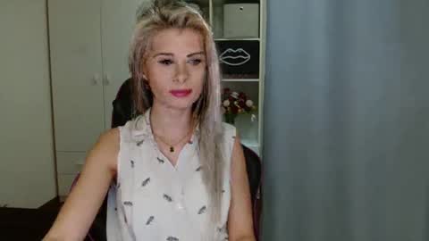 KristineAmore online show from February 12, 2026, 7:25 am