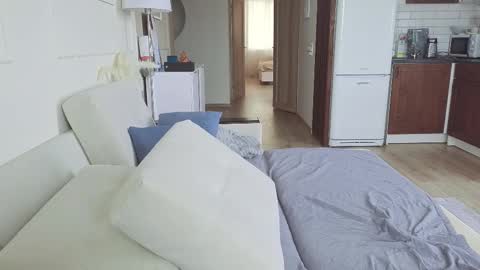 Kristi online show from February 13, 2026, 5:14 am