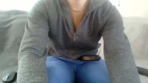 Snapshot of kristoffer220 chatting on December 15, 2025, 1:04 pm kristoffer220 online show from December 15, 2025, 1:04 pm