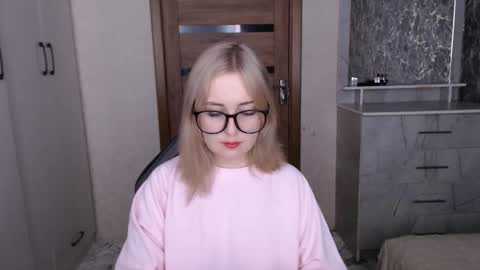 Kristy online show from January 15, 2026, 12:04 am