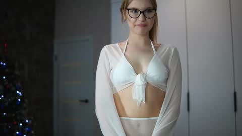 Kristy online show from December 20, 2025, 5:31 pm