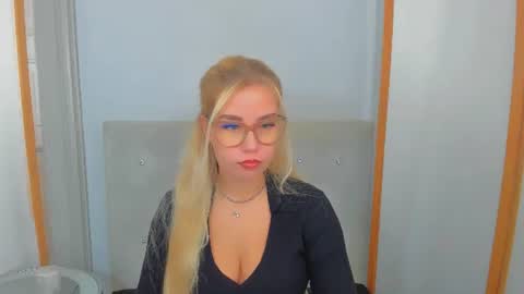 KristyFlowers online show from March 1, 2025, 6:24 am