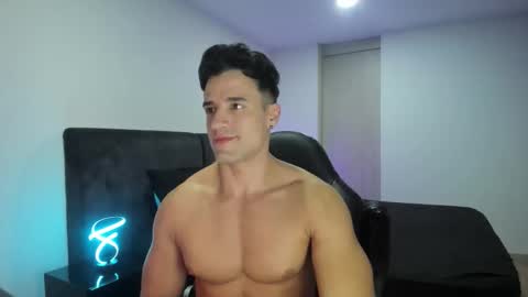 Snapshot of krops_ chatting on October 7, 2025, 7:05 am KROPS online show from October 7, 2025, 7:05 am