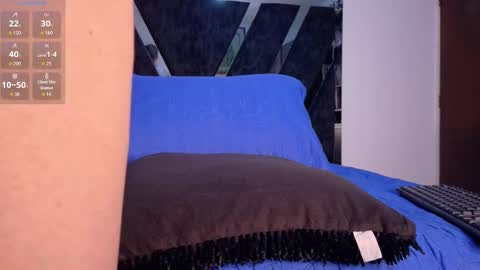 Snapshot of kroy_wood chatting on September 23, 2025, 10:51 am Kroy Wood online show from September 23, 2025, 10:51 am