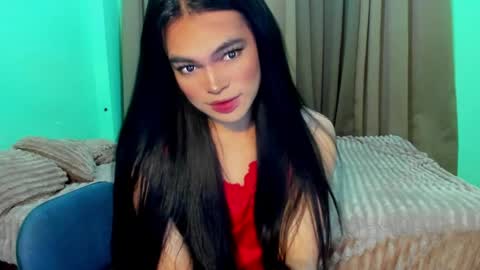Snapshot of krystal_angel chatting on May 21, 2026, 2:51 am krystal_angel online show from May 21, 2026, 2:51 am