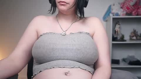 Krystal Syx online show from February 17, 2026, 1:46 am