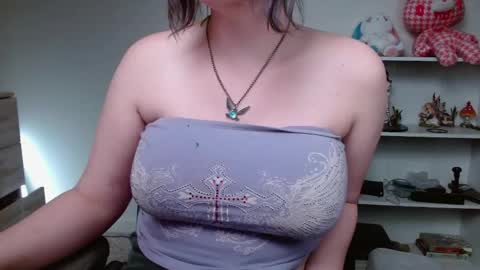 Krystal Syx online show from May 16, 2026, 9:35 pm