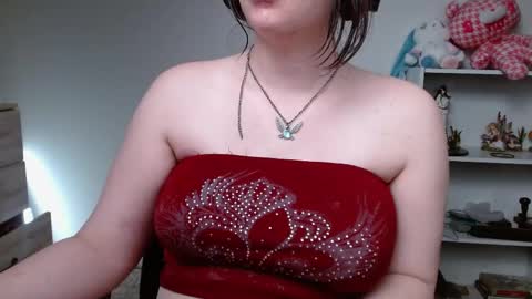 Krystal Syx online show from May 24, 2026, 2:22 pm