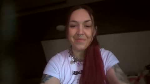 Snapshot of krystalwebss chatting on October 26, 2025, 5:08 pm Krystal Webss online show from October 26, 2025, 5:08 pm