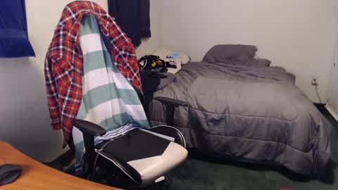 Kuggy online show from February 11, 2025, 11:12 pm