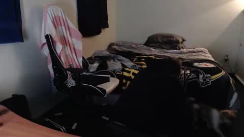 Kuggy online show from November 30, 2025, 1:48 pm