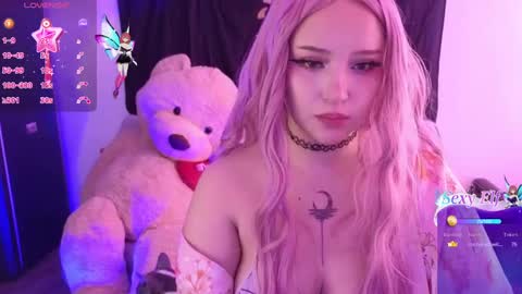 Snapshot of kurochan420 chatting on December 5, 2024, 12:44 pm Andy online show from December 5, 2024, 12:44 pm