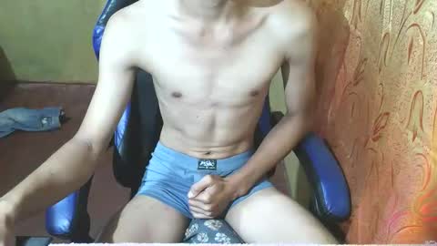 kurtxxx07 online show from December 2, 2025, 2:17 am