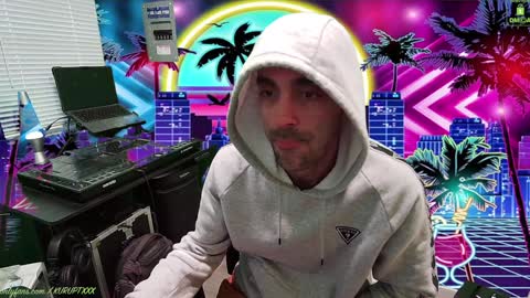 Snapshot of kuruptxxx chatting on January 7, 2025, 9:57 pm kuruptxxx online show from January 7, 2025, 9:57 pm