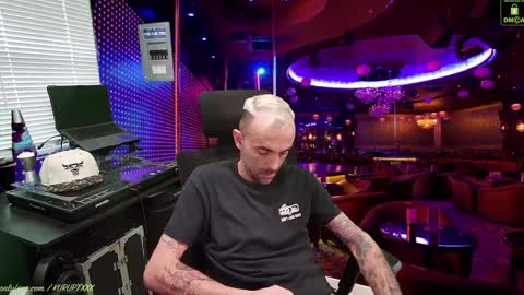 Snapshot of kuruptxxx chatting on January 15, 2025, 9:20 pm kuruptxxx online show from January 15, 2025, 9:20 pm