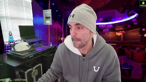 Snapshot of kuruptxxx chatting on January 22, 2025, 7:03 pm kuruptxxx online show from January 22, 2025, 7:03 pm