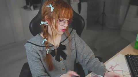 Snapshot of kveilynn chatting on March 4, 2025, 7:43 pm Kveilynn online show from March 4, 2025, 7:43 pm