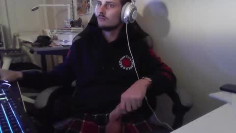 Snapshot of kyc046 chatting on November 12, 2025, 8:37 am Lubed Logic online show from November 12, 2025, 8:37 am