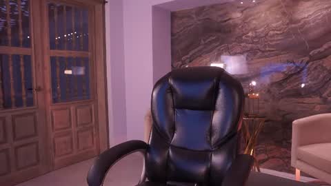 Snapshot of kylamorrison chatting on June 27, 2026, 12:22 pm I am Kyla online show from June 27, 2026, 12:22 pm
