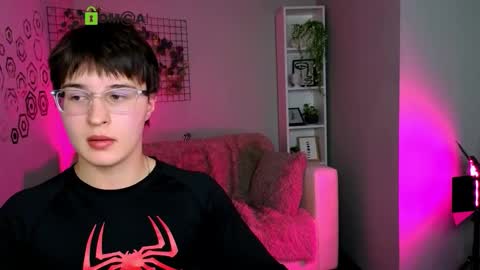 kyleberry_ online show from November 7, 2025, 8:09 pm