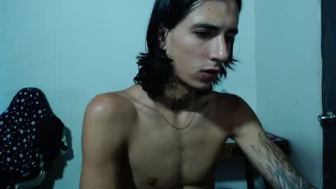 kyleer77 online show from January 17, 2025, 10:23 pm