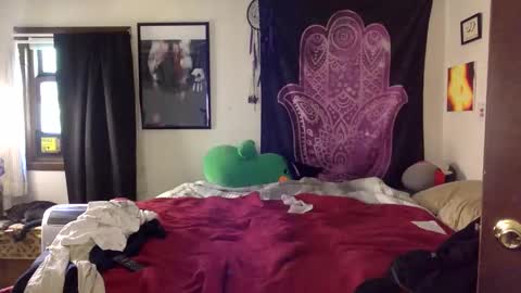 Kylianna online show from September 9, 2025, 5:01 pm