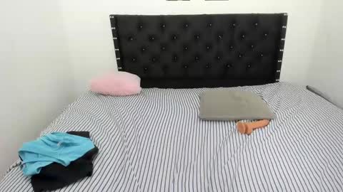 Snapshot of kylie_hot34 chatting on February 4, 2025, 7:00 pm kylie_hot34 online show from February 4, 2025, 7:00 pm