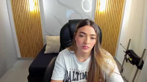  KYLIE  online show from October 28, 2025, 3:10 am