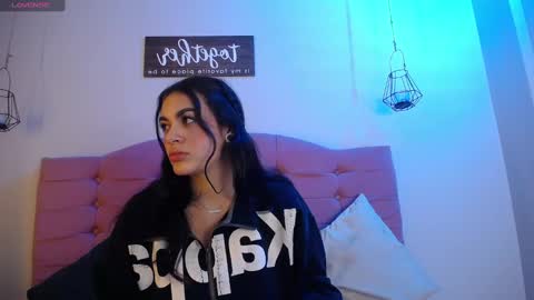Snapshot of kylie_ls chatting on February 12, 2025, 3:40 am kylie_ls online show from February 12, 2025, 3:40 am