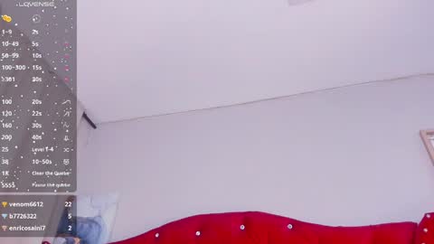 kylie_ls online show from April 21, 2026, 2:51 am